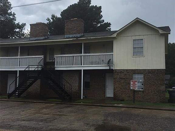 2nd image of 3304 7th Ave E
