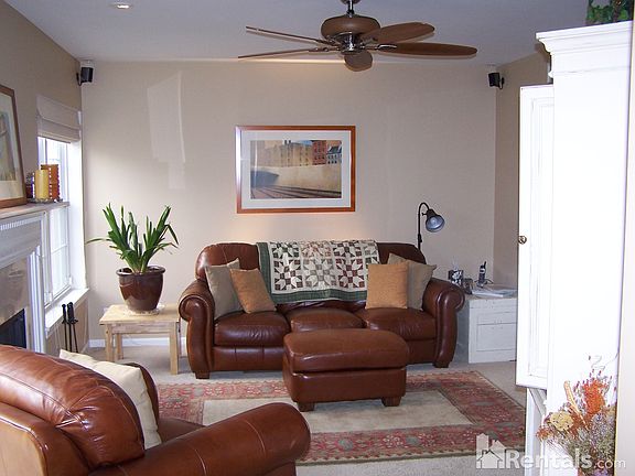 2nd image of 2752 Borkshire Ln