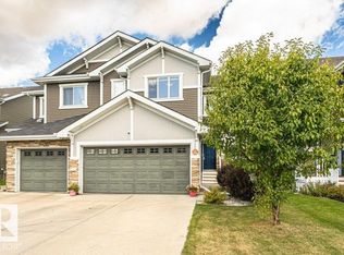 923 Ebbers Cres NW, Edmonton, AB T5Y 3V1