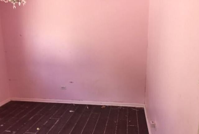 2nd image of 8944 S Winchester Ave