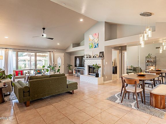 3rd image of 5831 W Saragosa Street