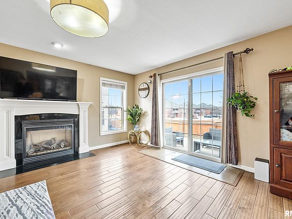 5th image of 2321 W Kenfield Ct