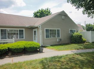 76 Kelley Rd #76, Chicopee, MA 01022