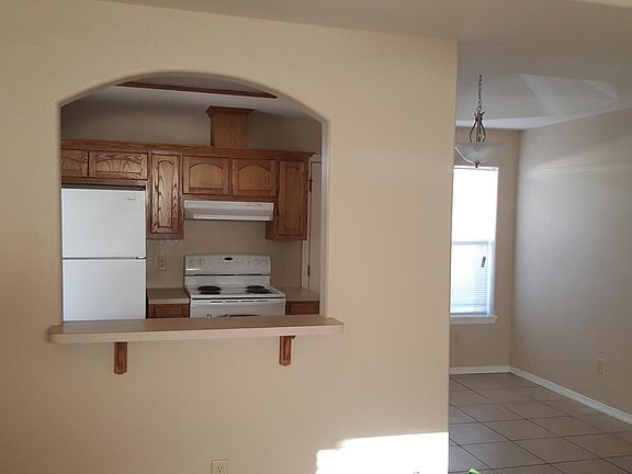 3rd image of 3216 E Diamondhead Ave APT C