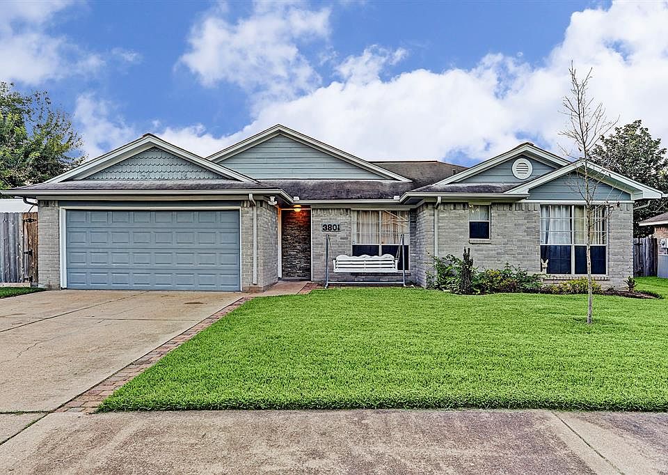 1st image of 3801 Clover Ln