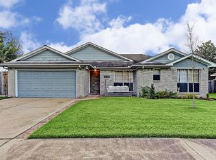 3801 Clover Ln, Deer Park, TX 77536