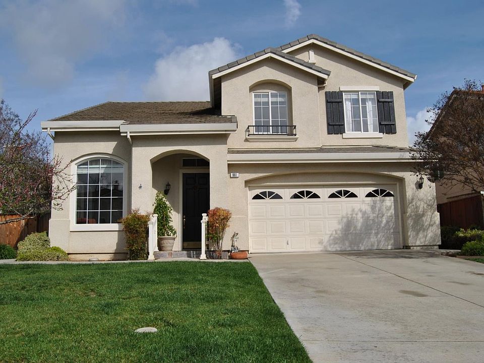 1st image of 961 Wildgrass Ct