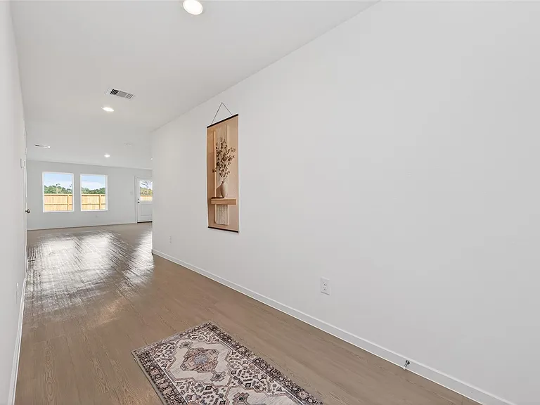 6273 Alder Creek Dr — Photo 8