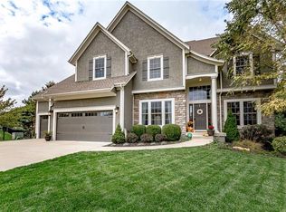 23906 W 70th St, Shawnee, KS 66226