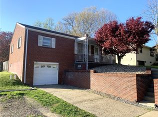 104 Diamond St, Aliquippa, PA 15001