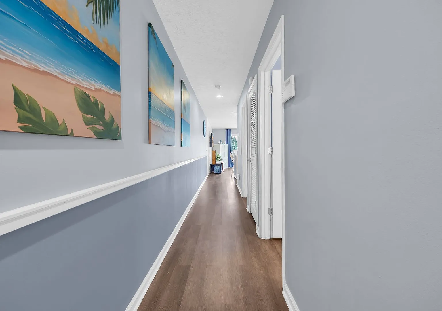 581 Blue River Ct — Photo 4