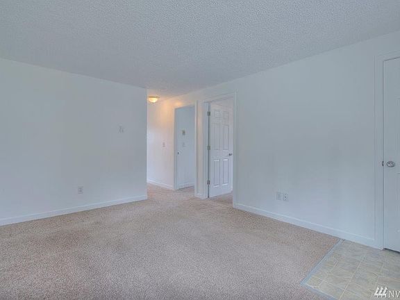 4th image of 906 S Orchard St