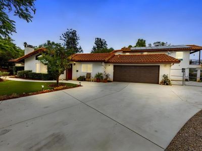1402 Rimrock Dr, Escondido, CA, 92027