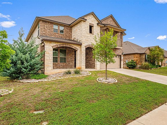 4th image of 604 Lister Dr