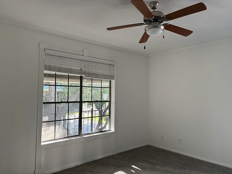 2700 Revere St #112 — Photo 2