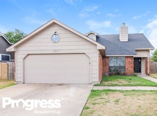 406 Benjamin Ln, Arlington, TX 76002