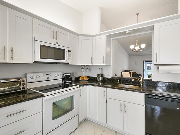 3rd image of 1019 Green Pine Boulevard #F