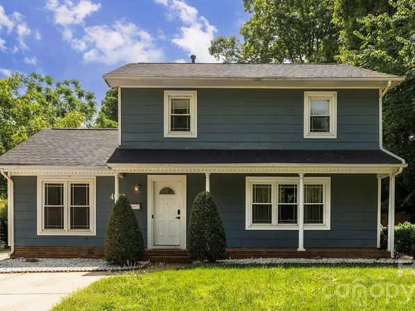 4900 Carriage Drive Cir, Charlotte, NC 28205