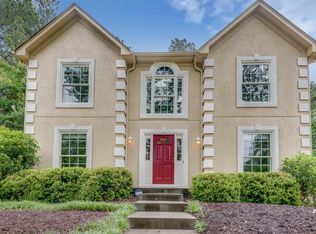 605 Ruxbury Ct, Suwanee, GA 30024