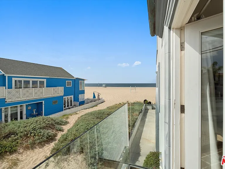 6419 Ocean Front Walk — Photo 29