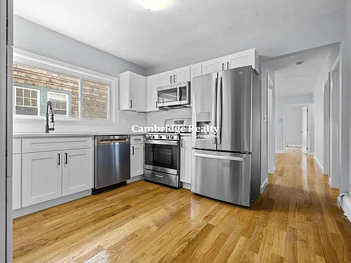 17 Tesla Ave Photo 1