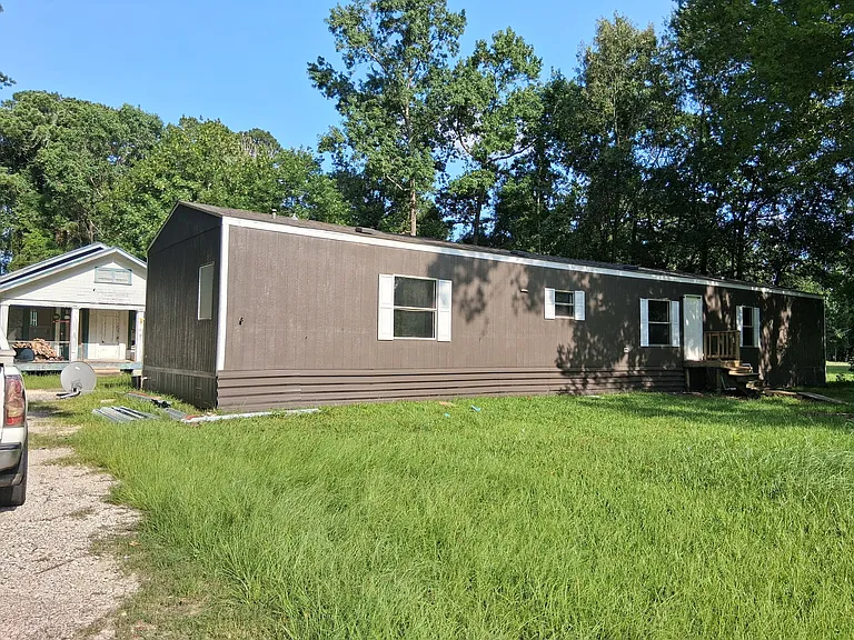 596 County Road 4321 — Photo 15