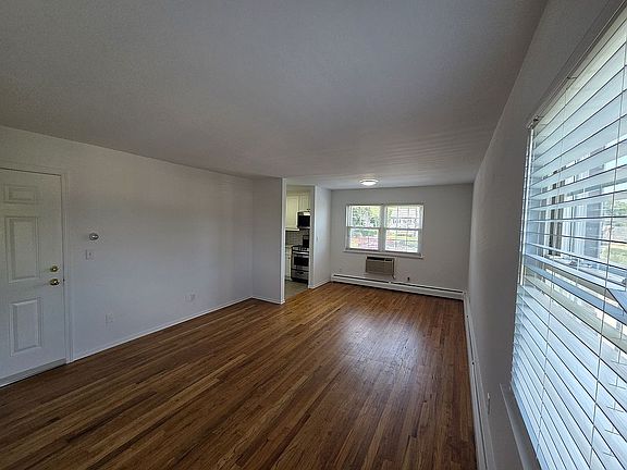 5th image of 151 Courtland Ave APT 2B