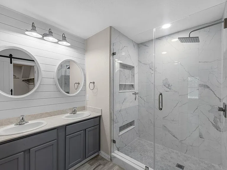 9415 Paloma Creek Dr — Photo 11