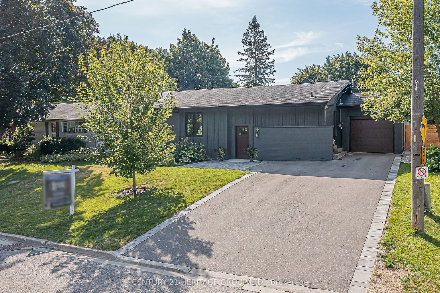 164 Park Ave photo 1