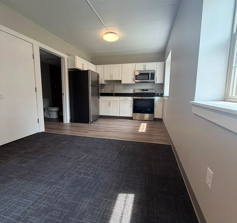 400 Riverside Dr #MANORP106FLOOR-1