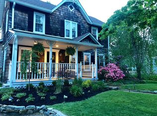 15 Academy St, Farmingdale, NJ 07727