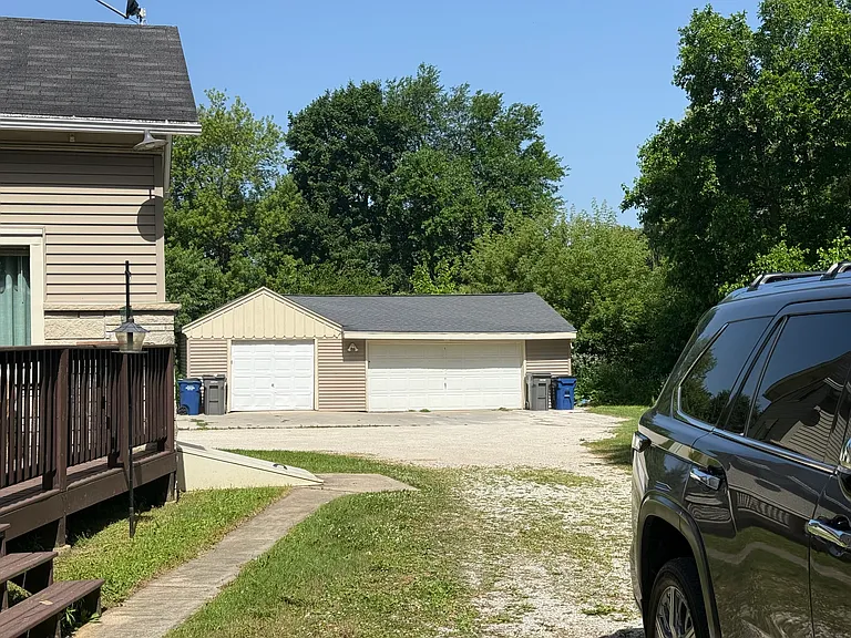 S70W13650 Tess Corners Dr — Photo 5