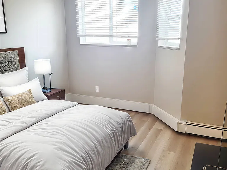 214 Westpark Dr — Photo 9
