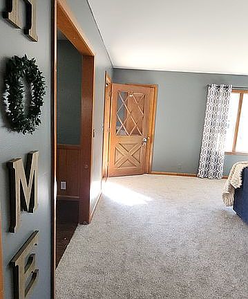 4th image of 821 Jansen St