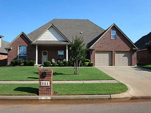 1st image of 321 E Charlotte Ter
