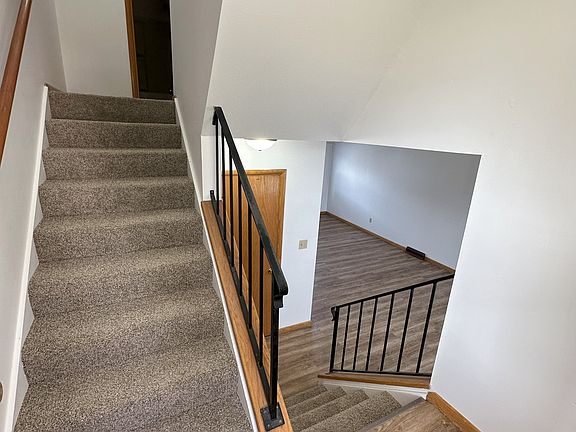 2nd image of 2310 Melrose Dr APT B