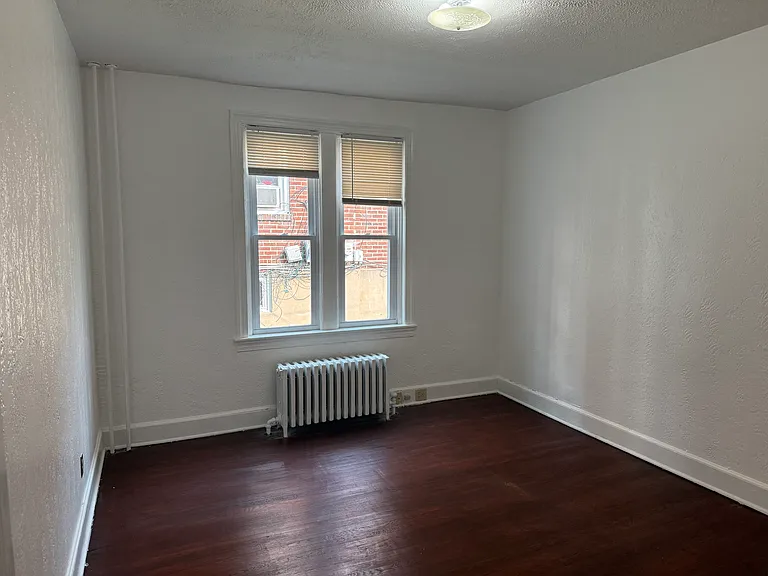 313 S 15th St #1 — Photo 10