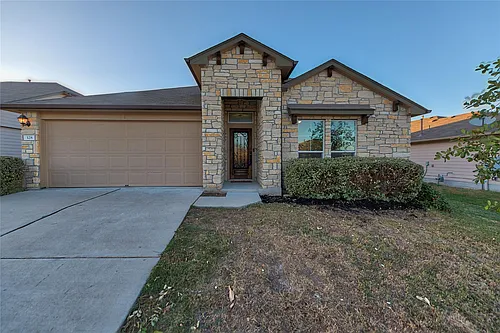 328 Langely Photo 1