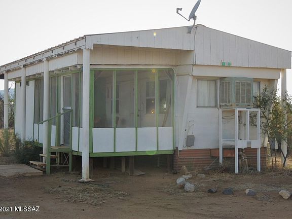 3rd image of 172 E Cochise Way