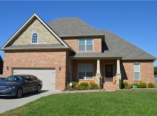 313 Retriever Ct, Clarksville, TN 37043