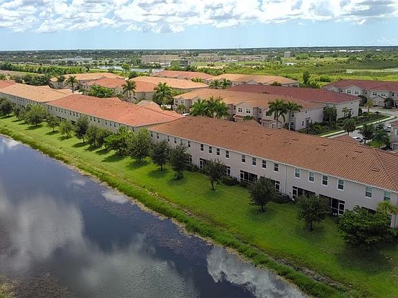 3rd image of 2744 Blossom WAY