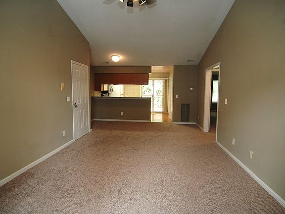 5th image of 4839 Station House Ln