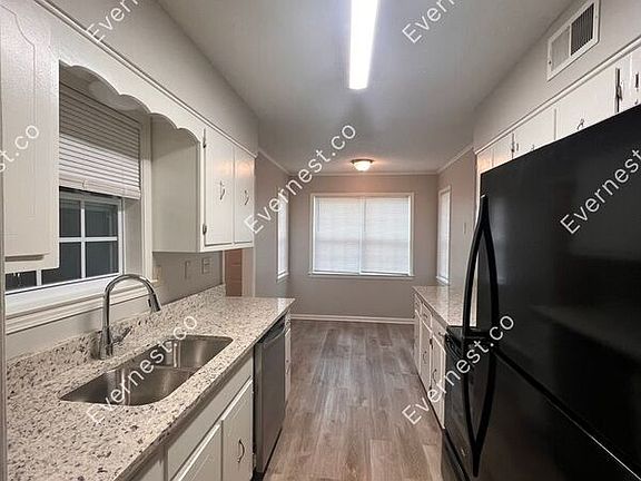 2nd image of 755 Charter Oak Dr
