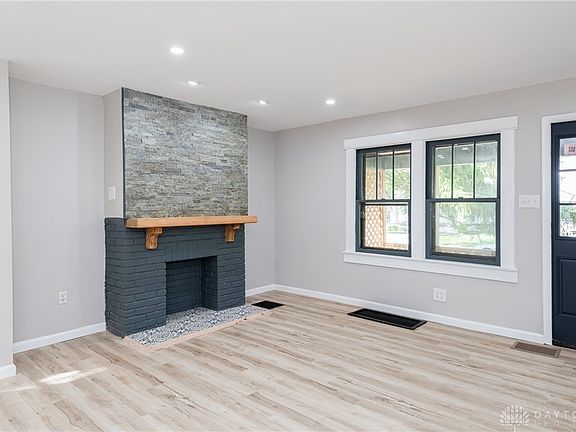 5th image of 2314 Nill Ave