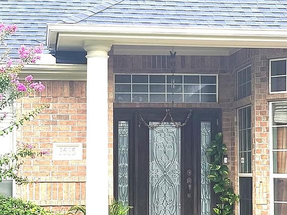 4th image of 3535 Charleston Ln