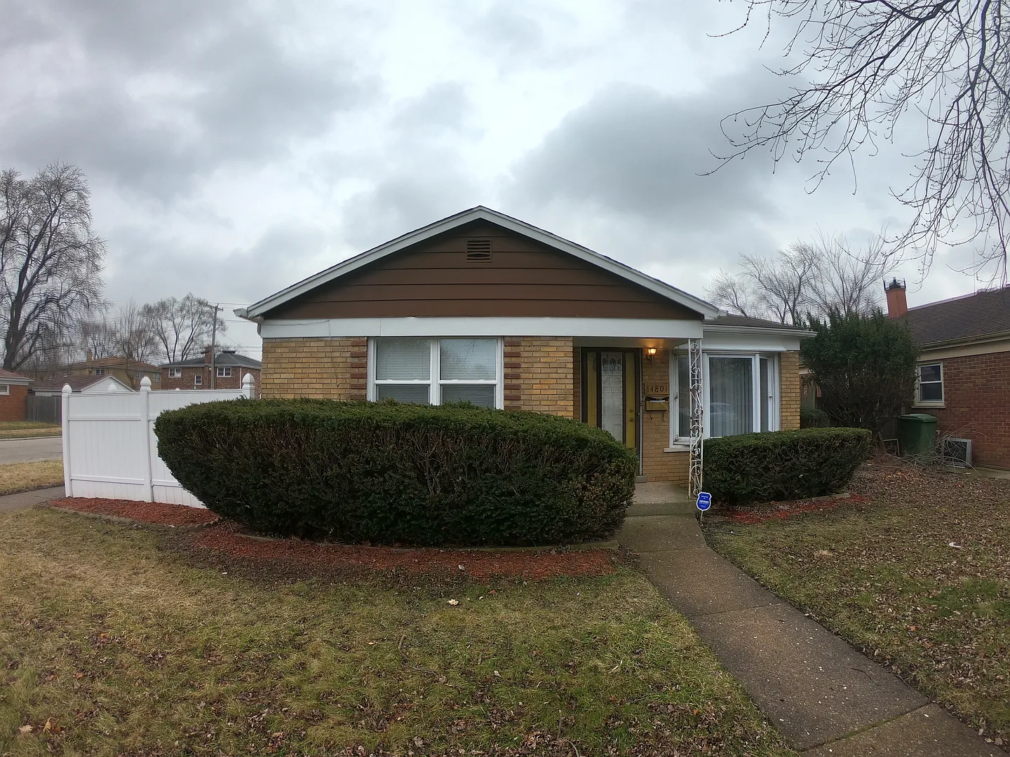 14801 Edbrooke Ave photo 1