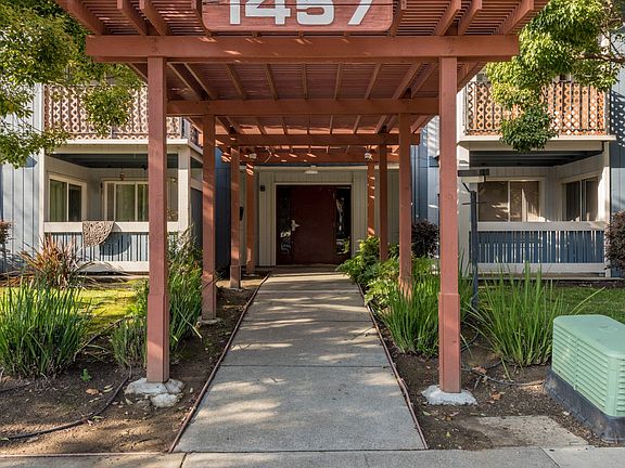 3rd image of 1457 N Camino Alto Dr APT 212