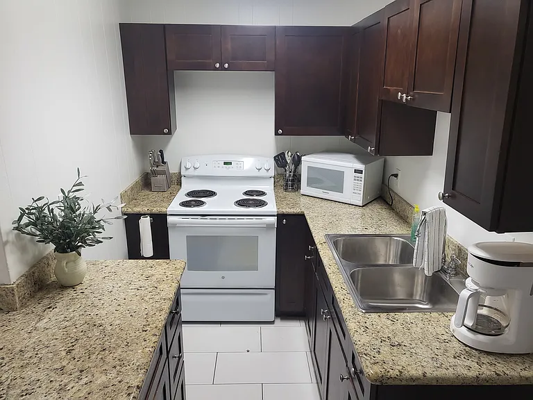 331 Decatur St #2A — Photo 7