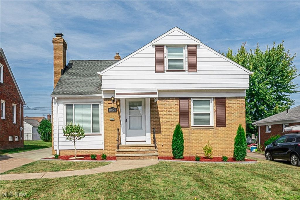 Real estate listing image