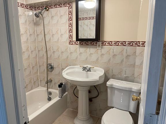 5th image of 24-23 82nd St #1